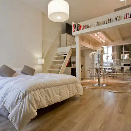 Spacious Studio Near Parc Monceau Apartment *
