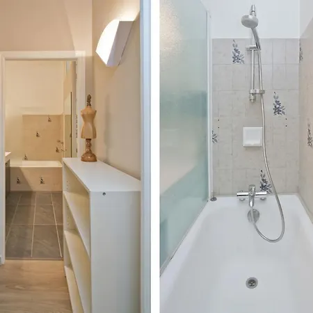 Apartment Spacious Studio Near Parc Monceau Paris
